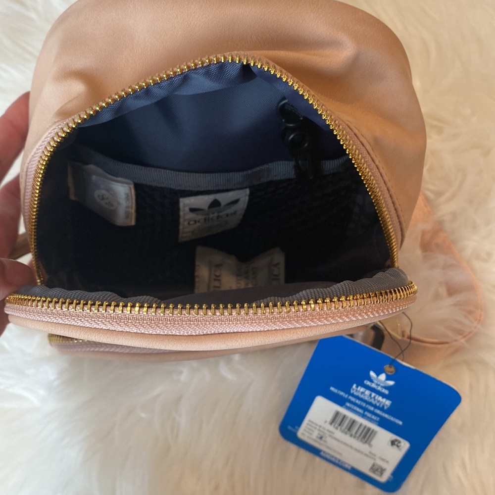 BNWT - Adidas Originals Mini PU Suede Backpack in Ash Pearl Pink - Picture 4 of 11